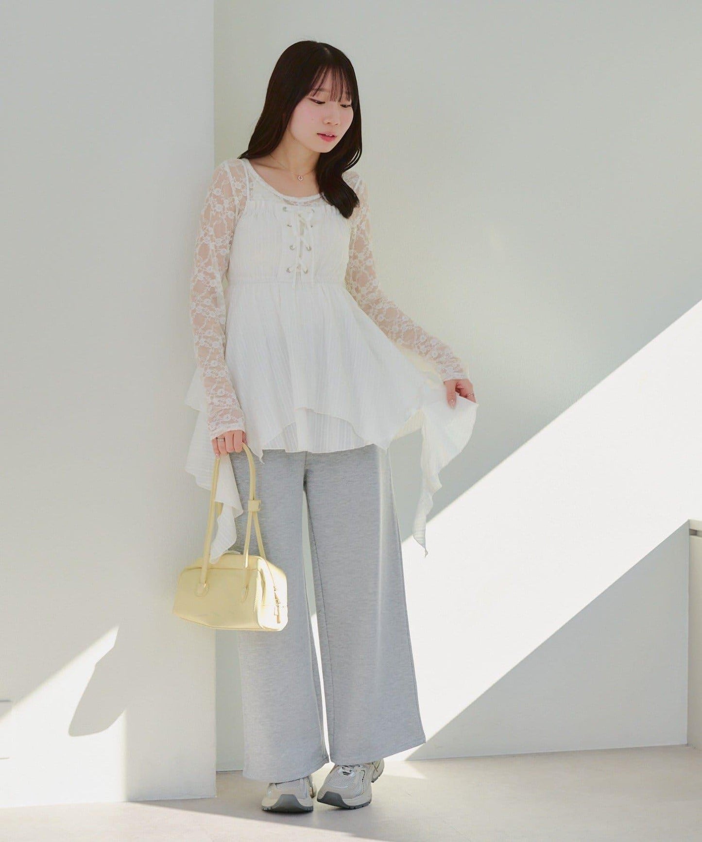 【SETUP】背部標誌水鑽裝飾休閒褲