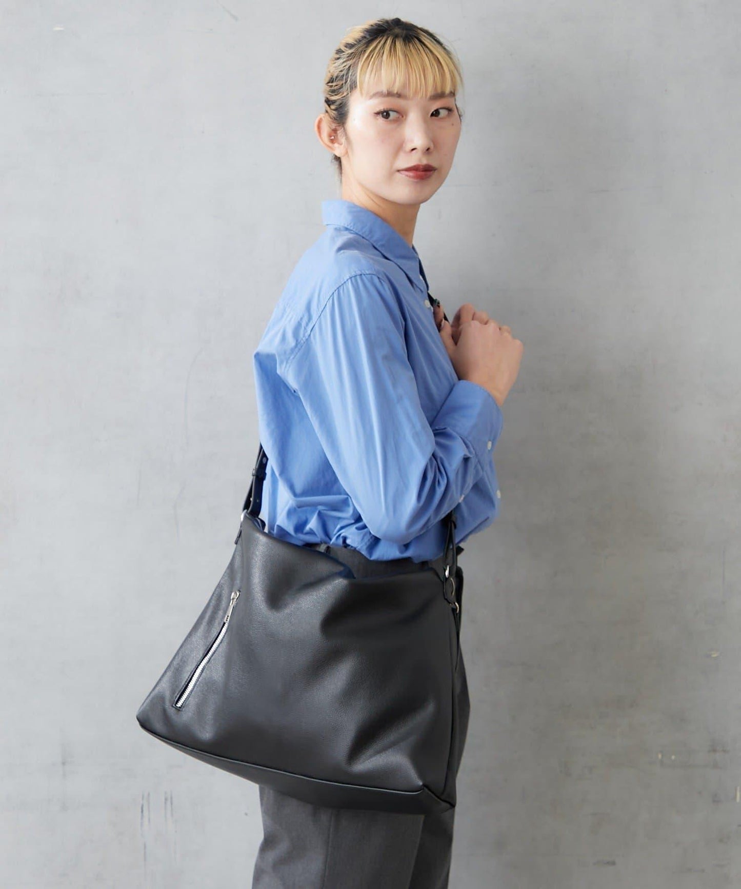 仿皮六口袋兩用單肩包