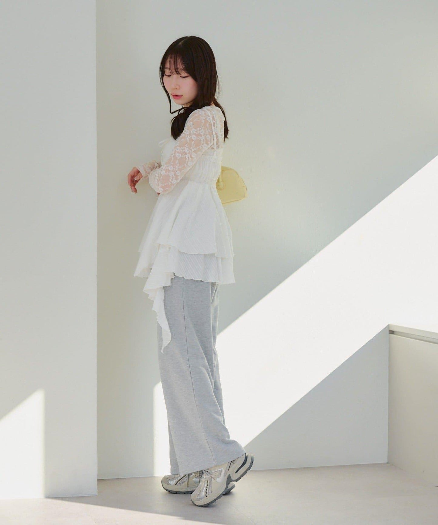 【SETUP】背部標誌水鑽裝飾休閒褲