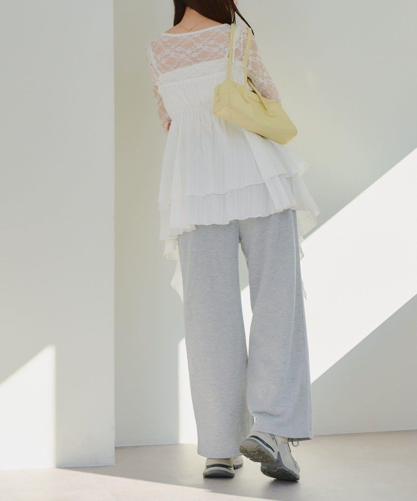 【SETUP】背部標誌水鑽裝飾休閒褲