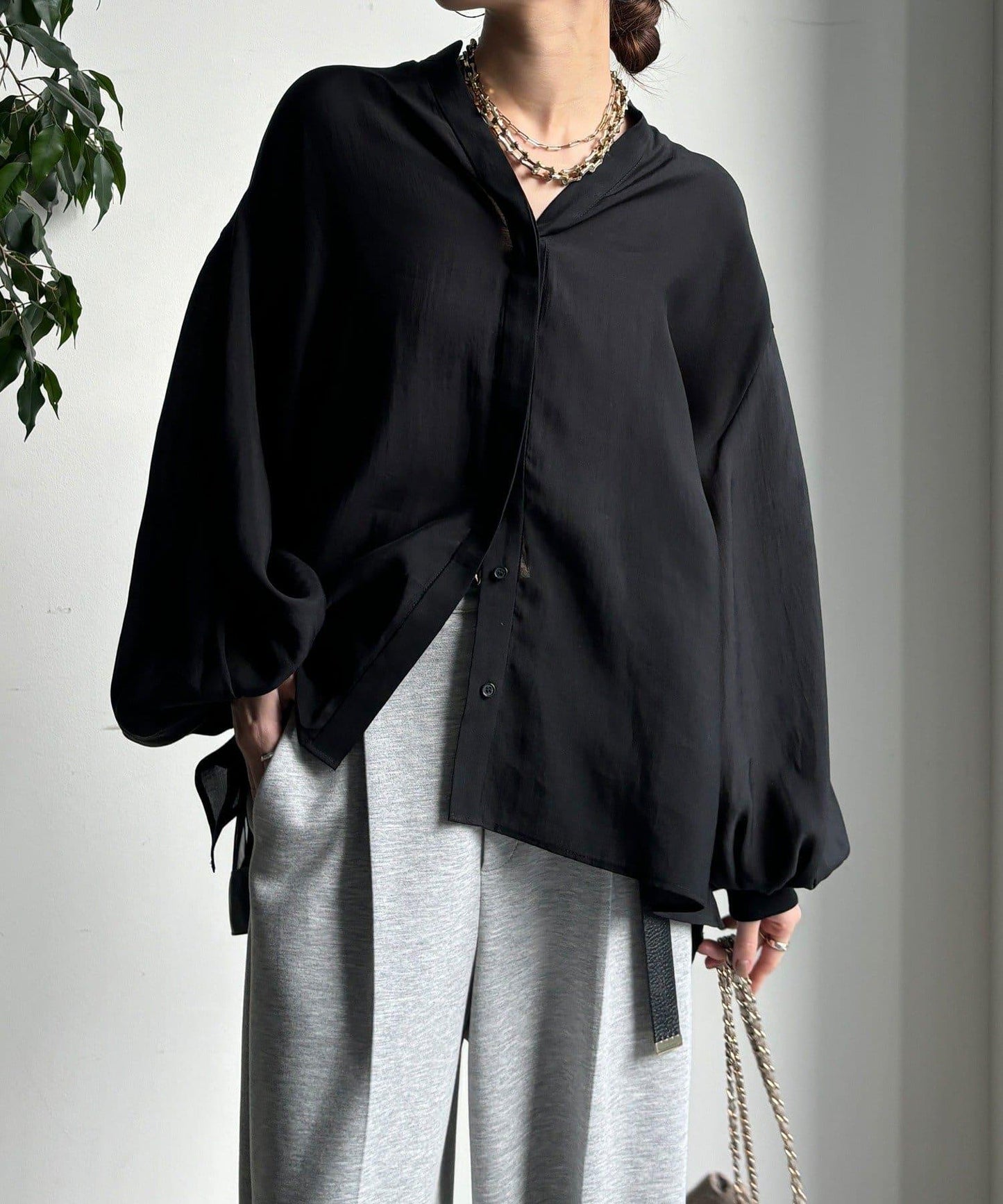 後背薄紗拼接襯衫