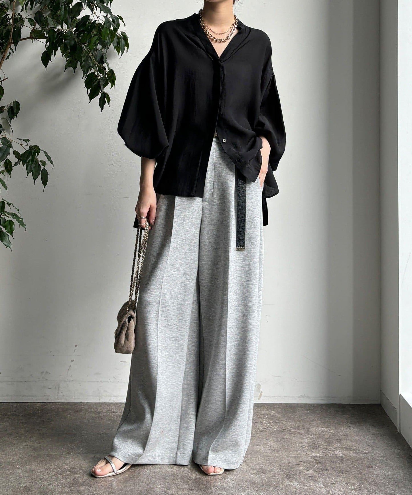 後背薄紗拼接襯衫