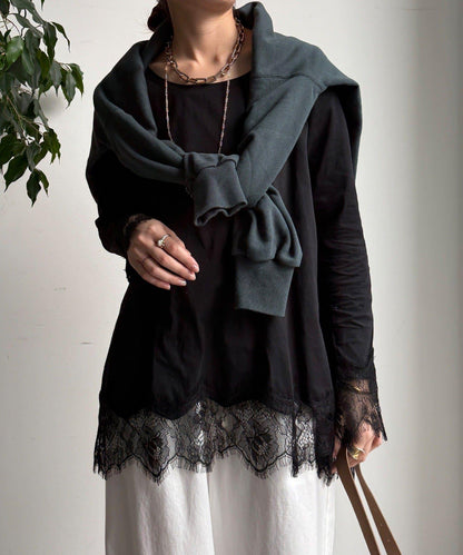 蕾絲拼接下襬長袖T恤