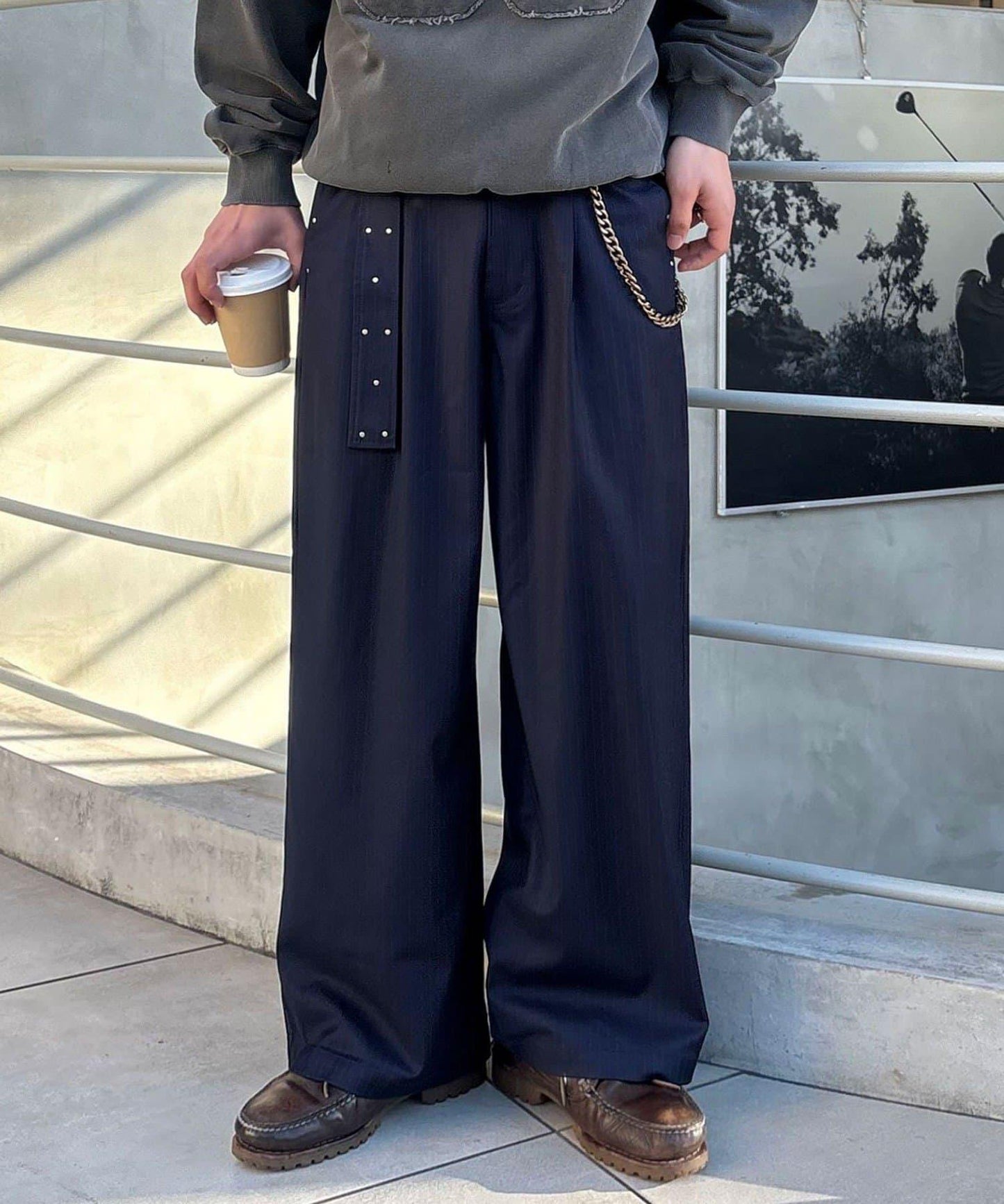 配腰帶細條紋裝飾寬鬆西裝褲