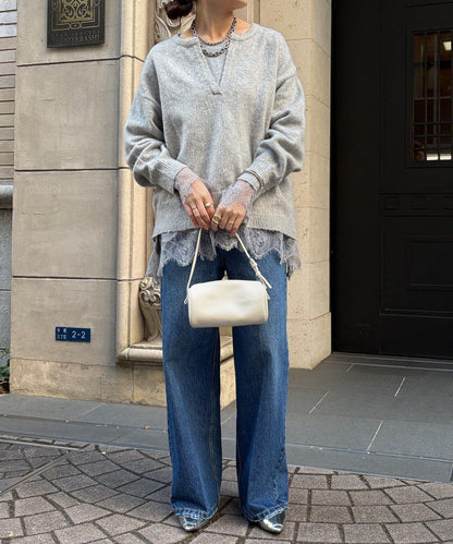 蕾絲拼接下襬長袖T恤