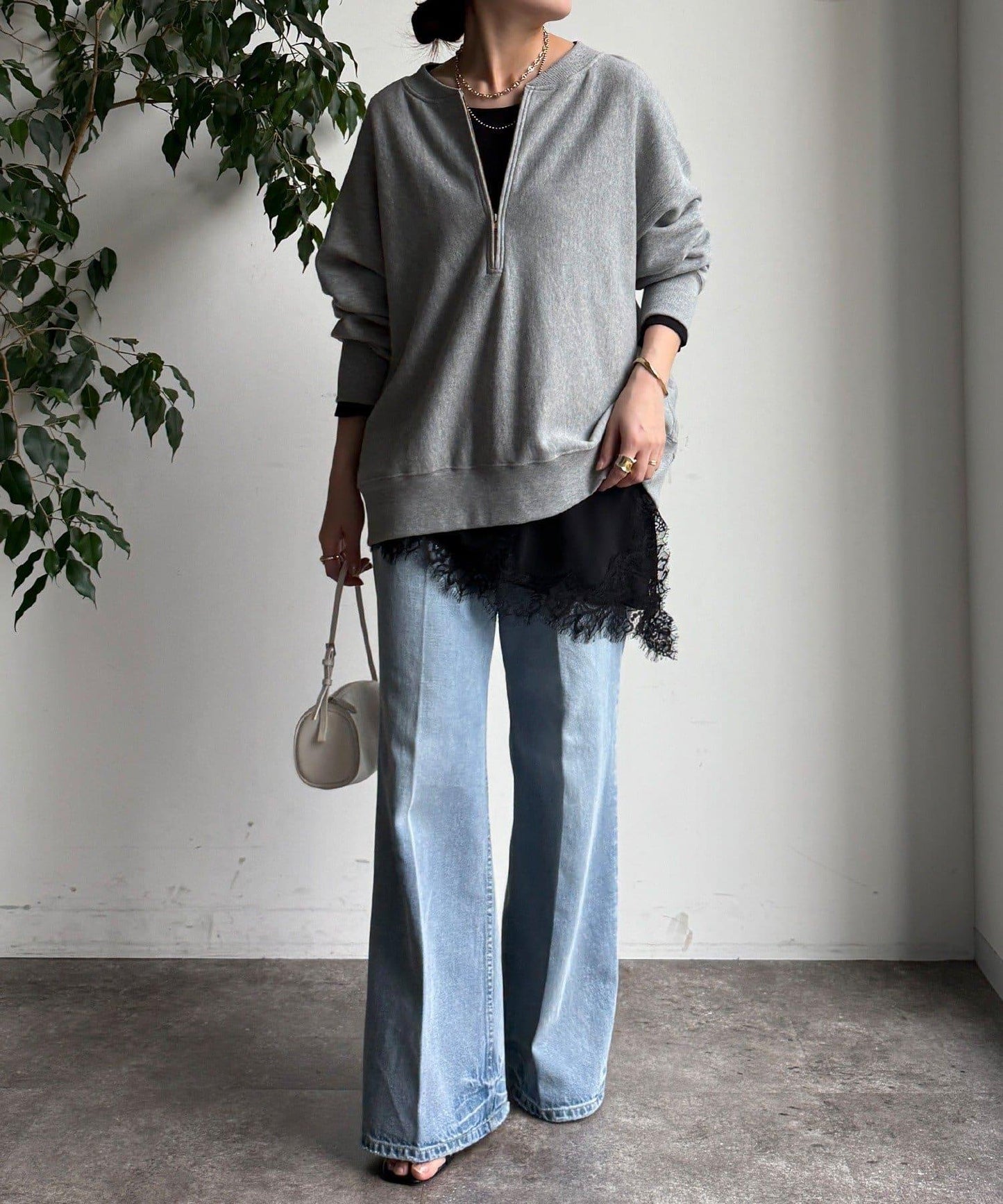 喬其紗不對稱蕾絲拼接襯衫