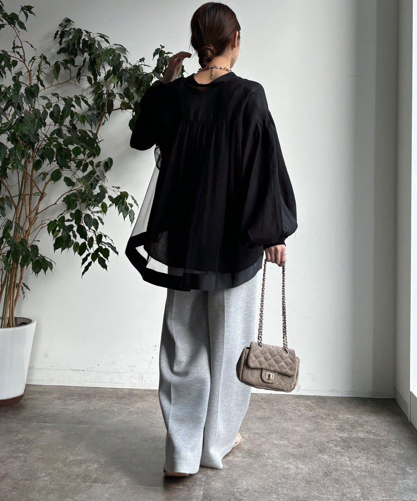 後背薄紗拼接襯衫