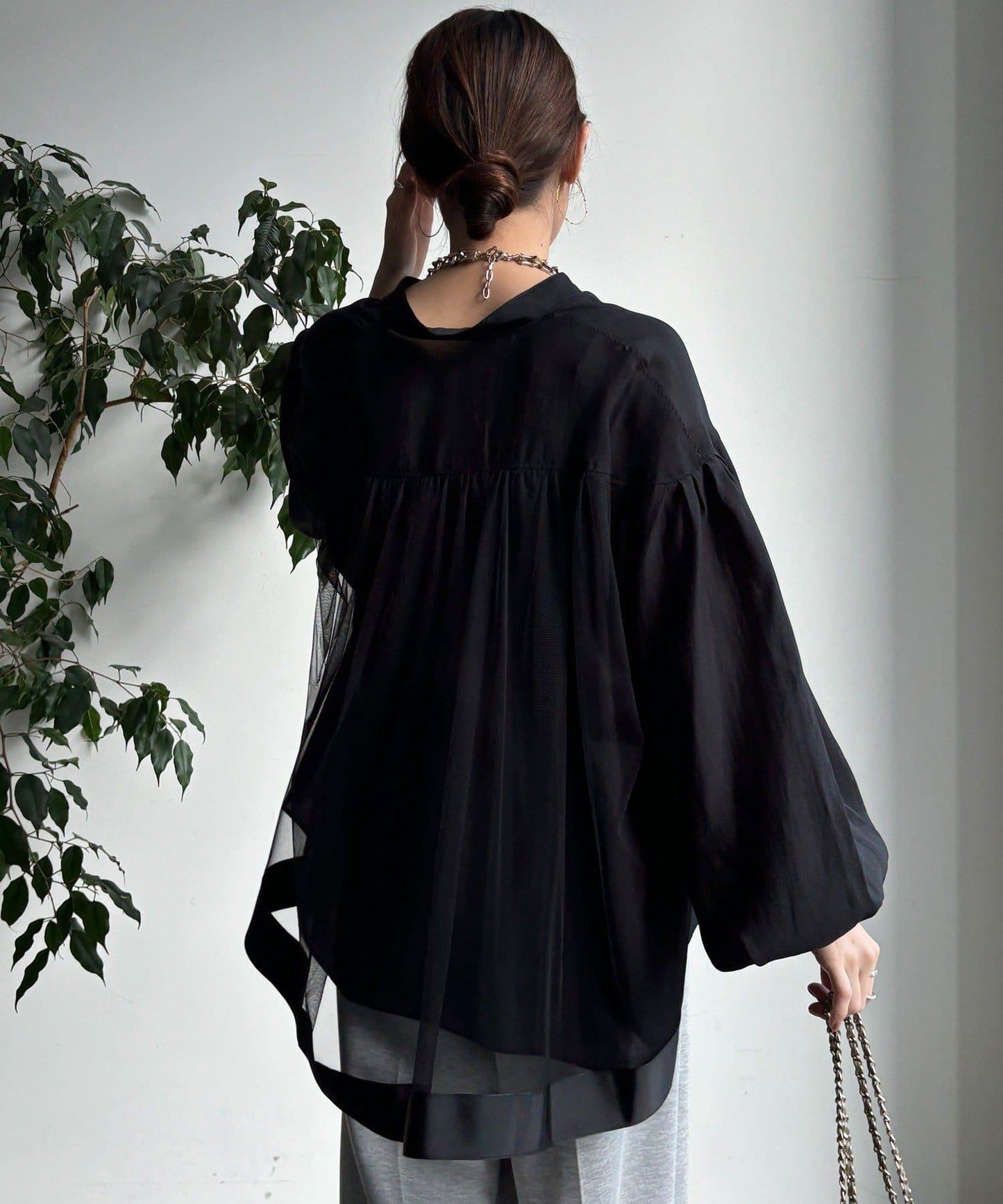 後背薄紗拼接襯衫