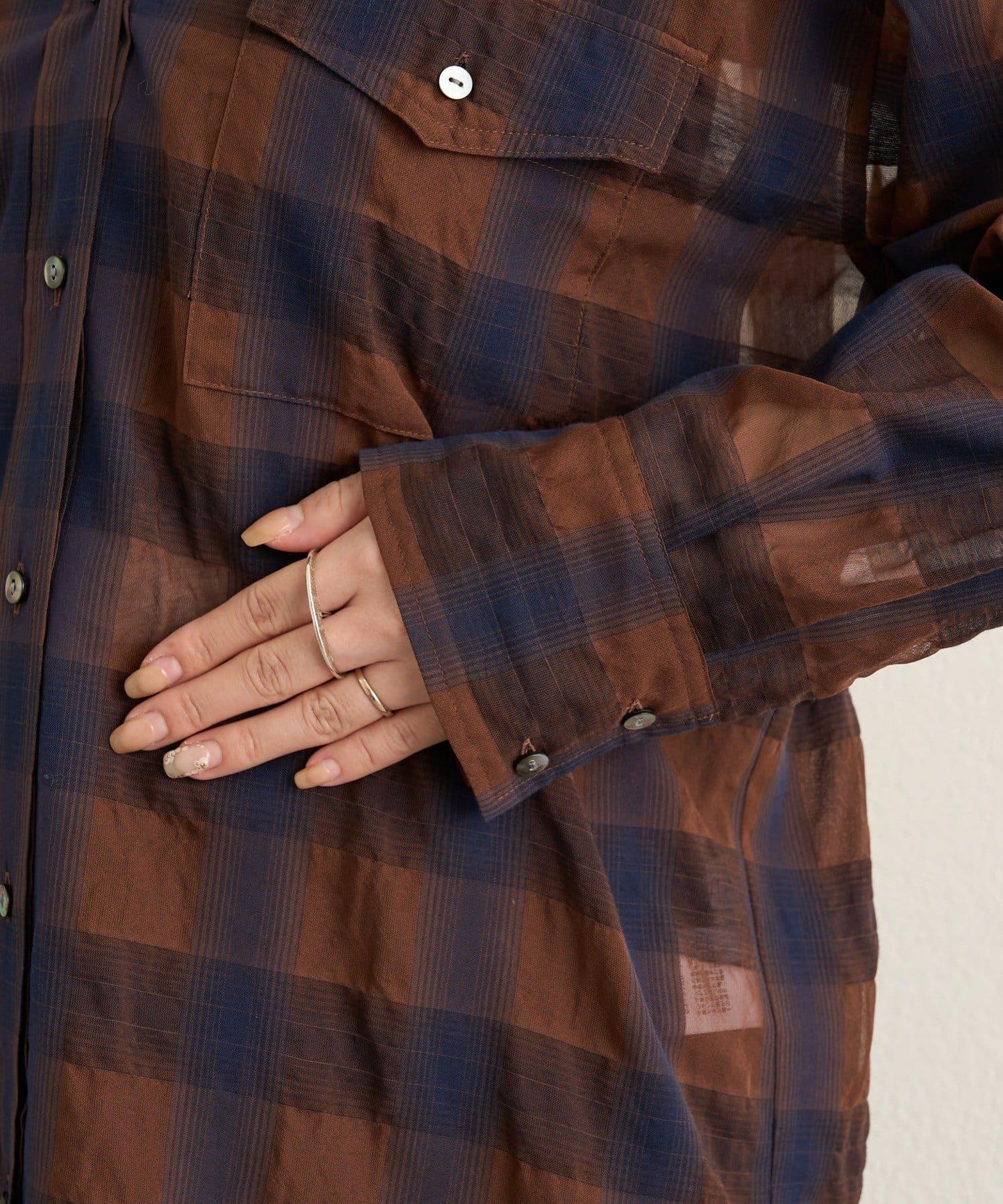 透視格紋無領襯衫