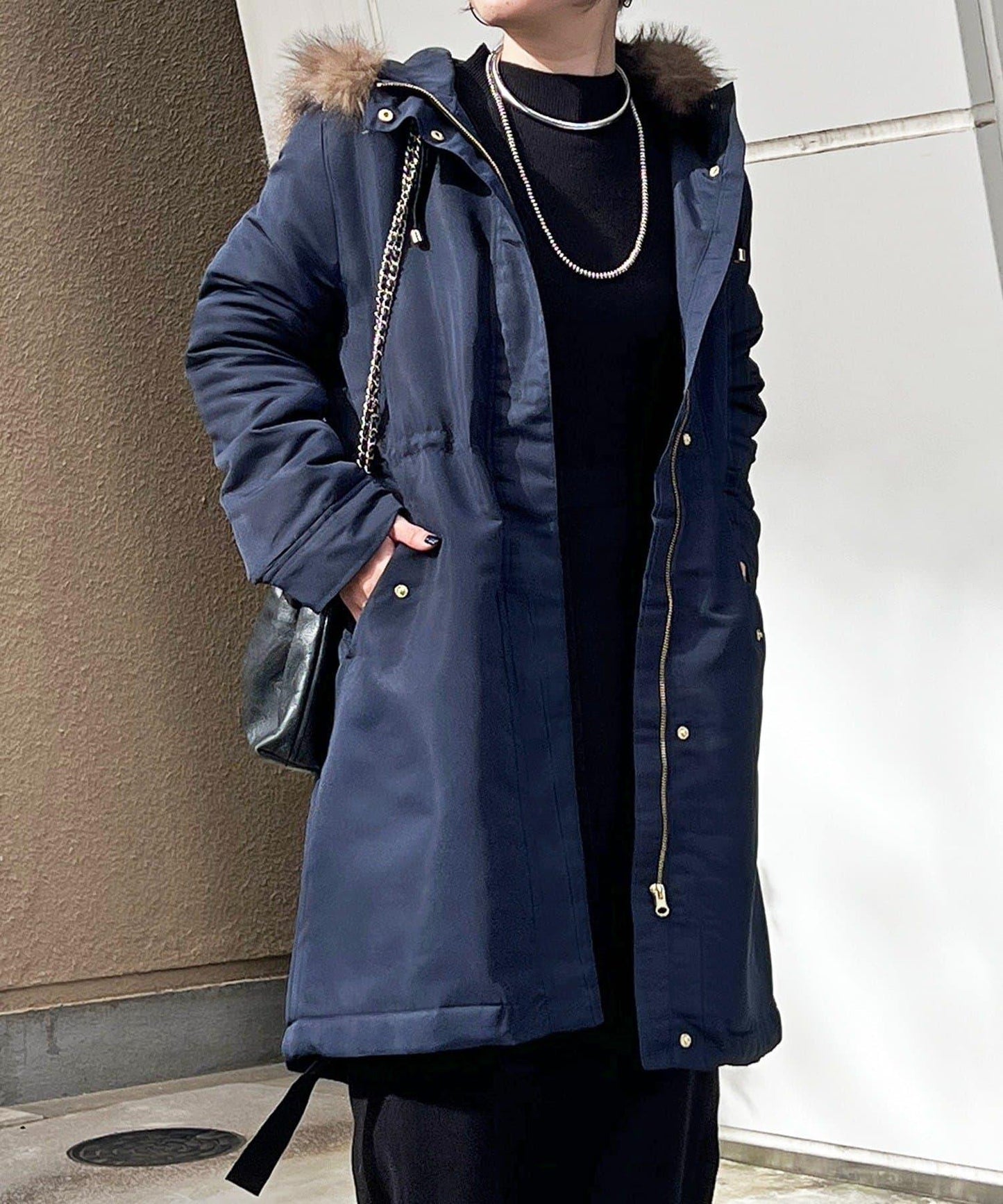 可拆卸毛領大衣