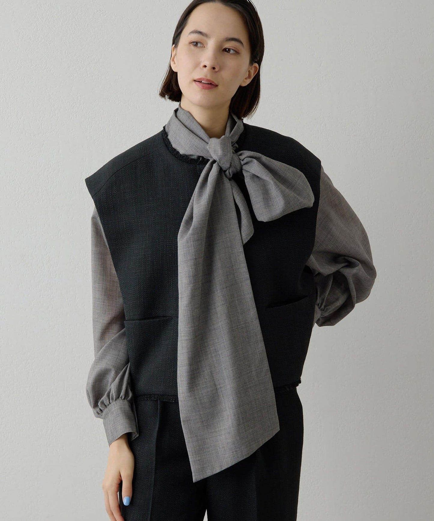 【THE PAUSE】花呢短款馬甲