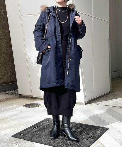 可拆卸毛領大衣