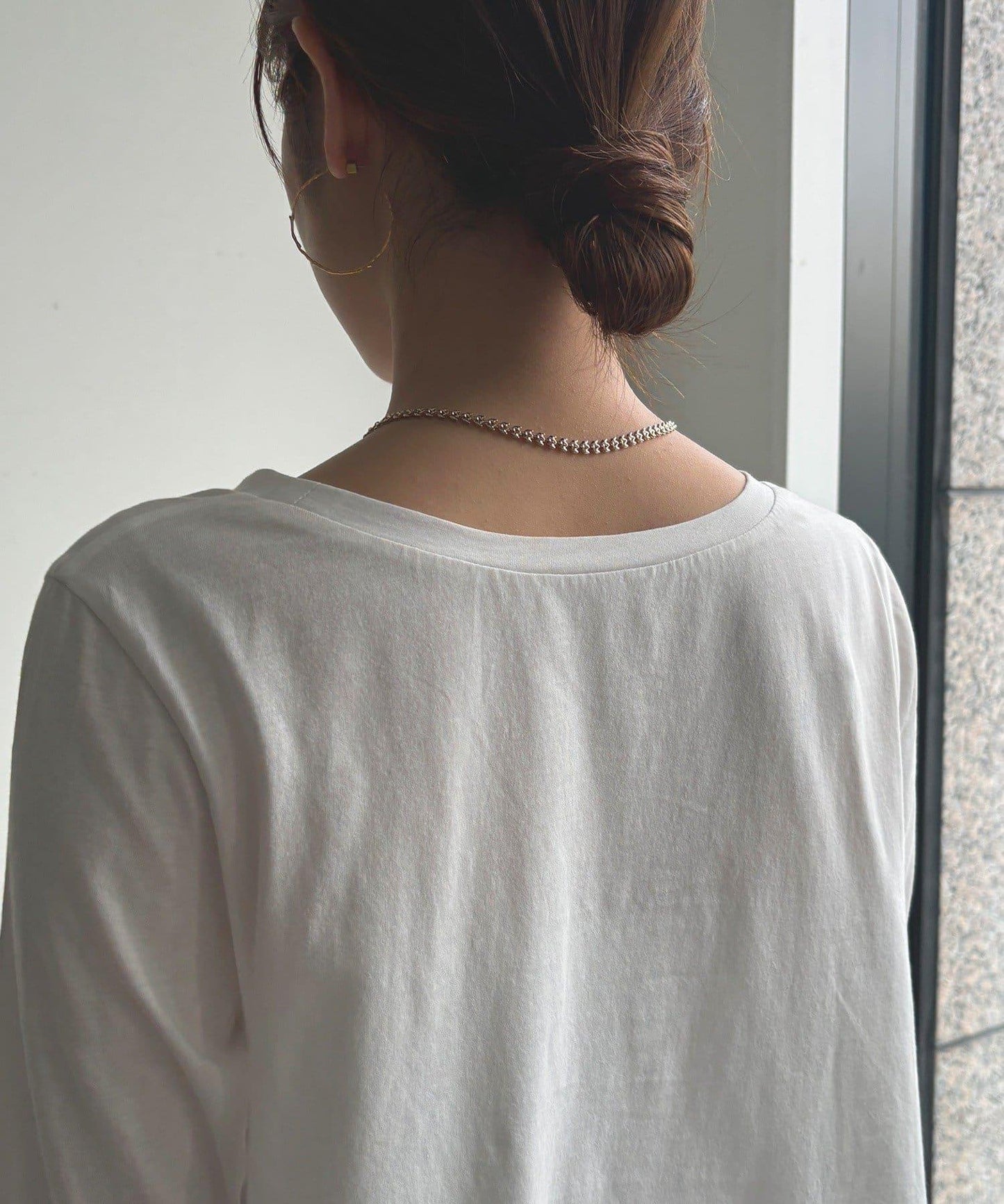 蕾絲拼接下襬長袖T恤