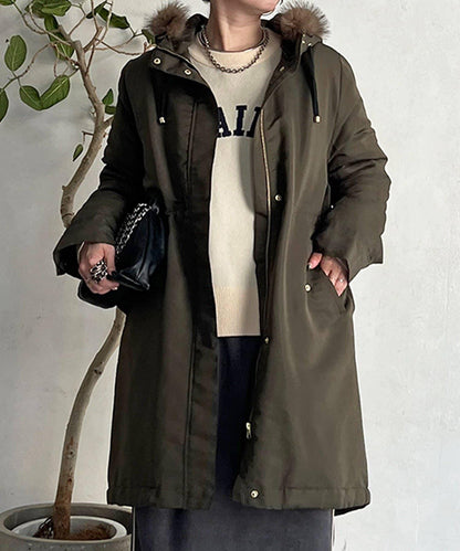 可拆卸毛領大衣