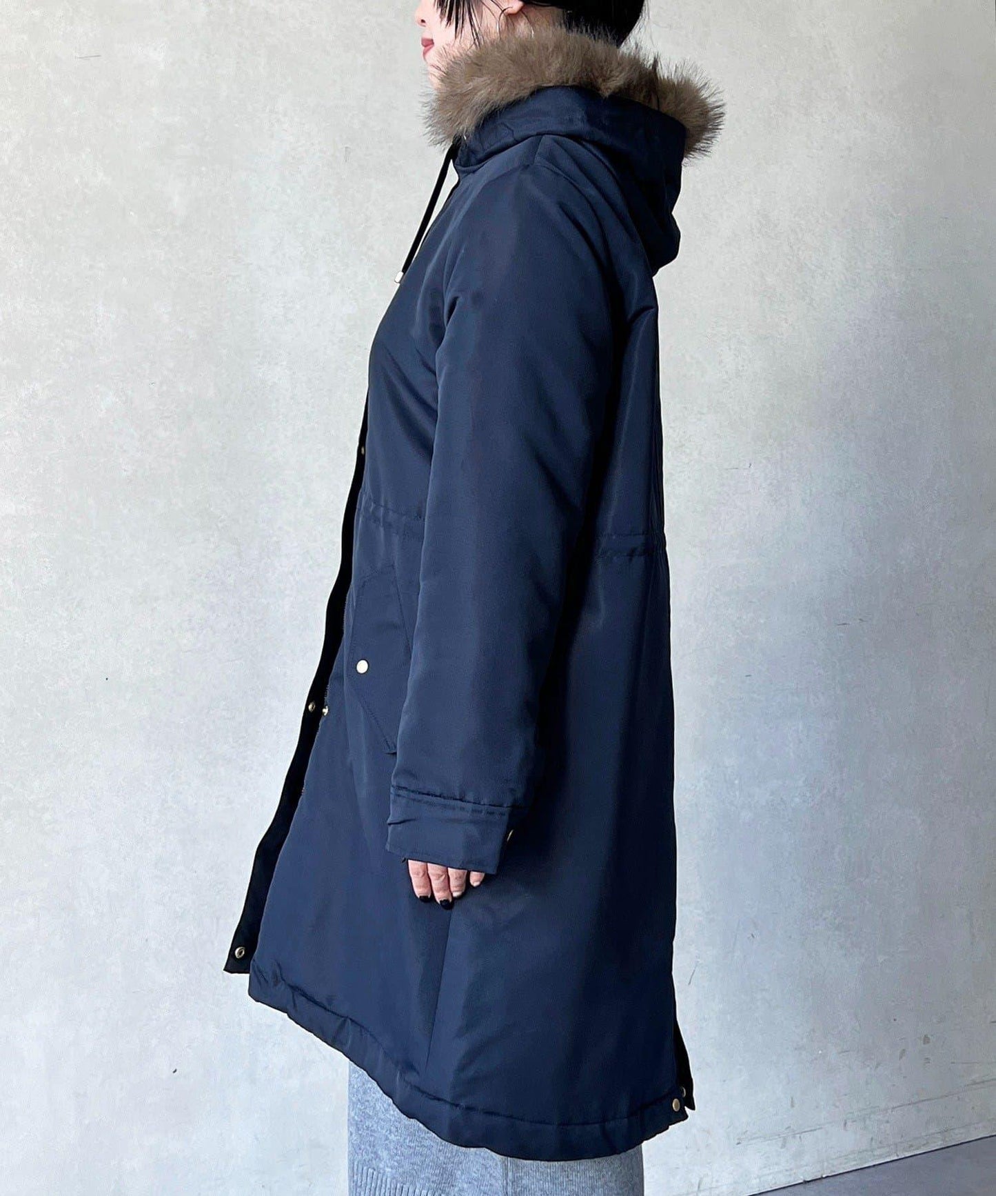 可拆卸毛領大衣