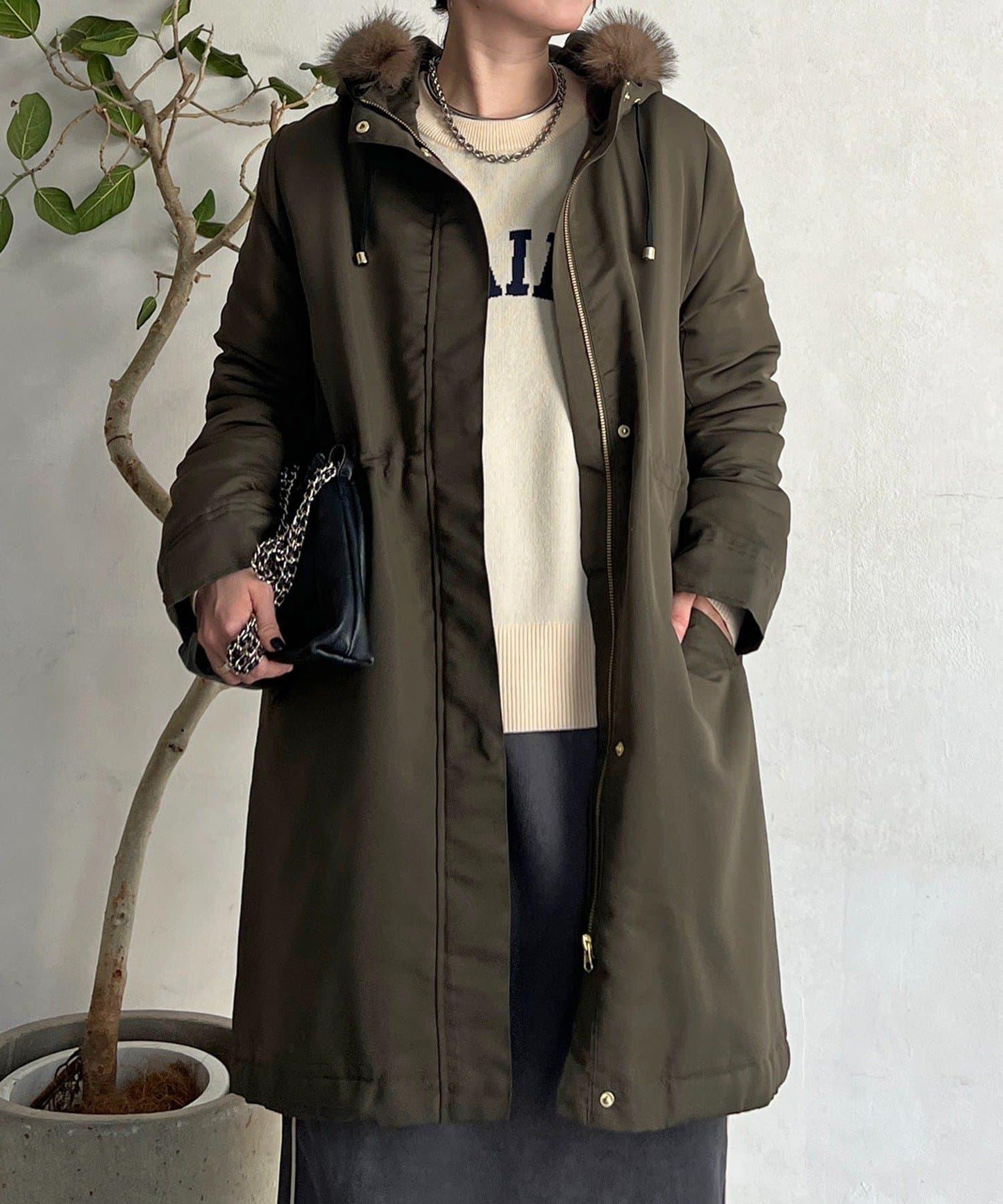 可拆卸毛領大衣