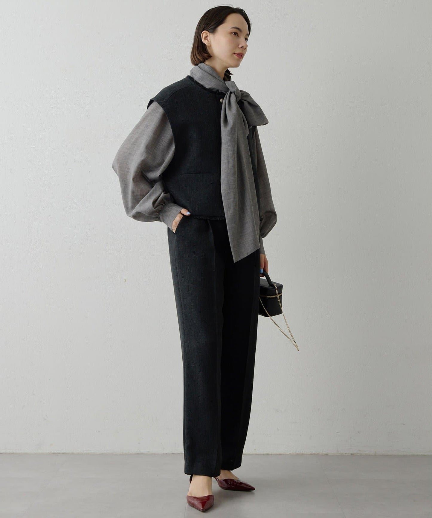 【THE PAUSE】花呢短款馬甲