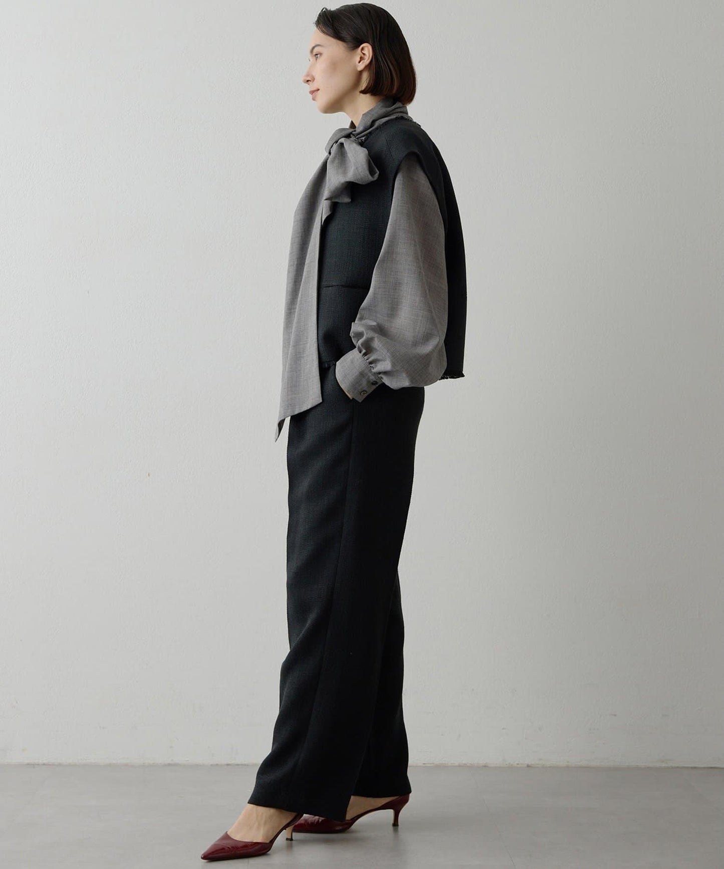 【THE PAUSE】花呢短款馬甲