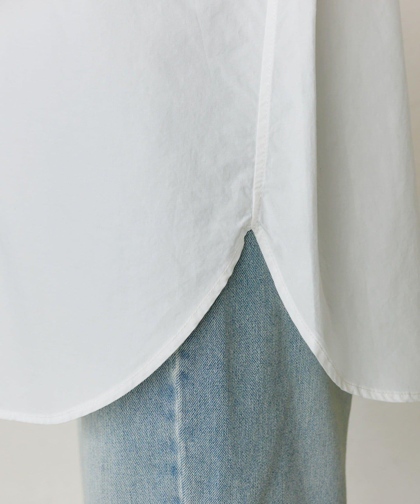 棉天絲標誌刺繡襯衫