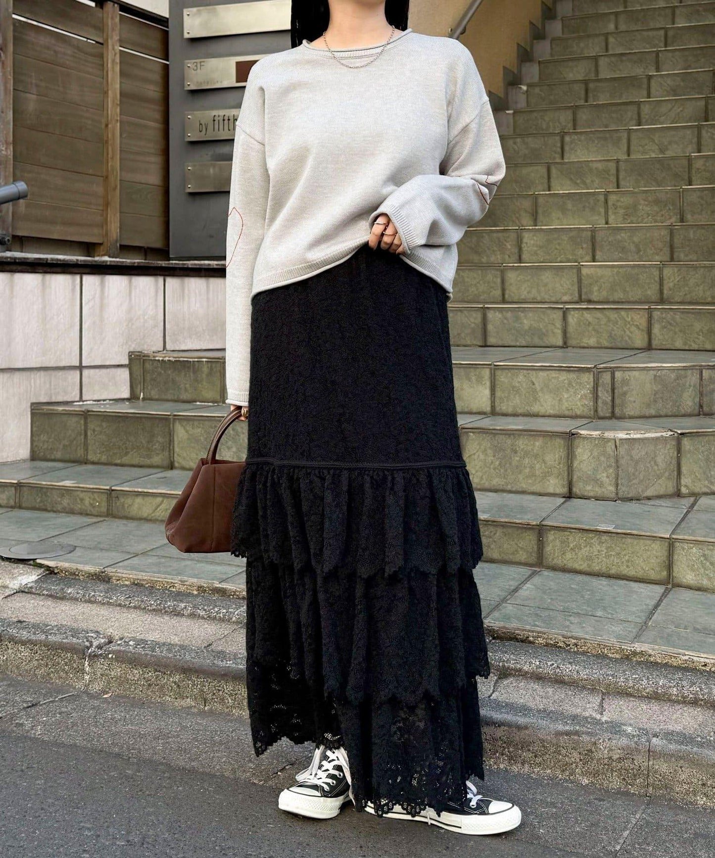 磨毛蕾絲層疊半身裙