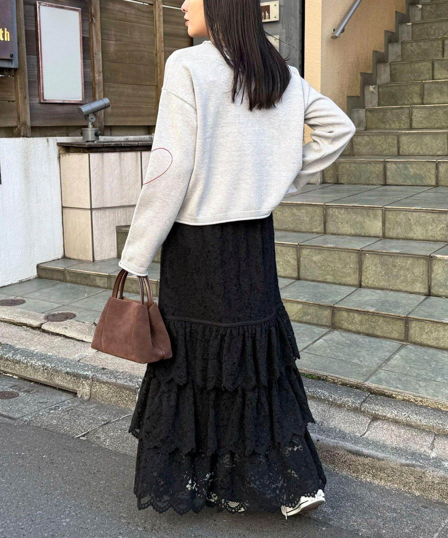 磨毛蕾絲層疊半身裙