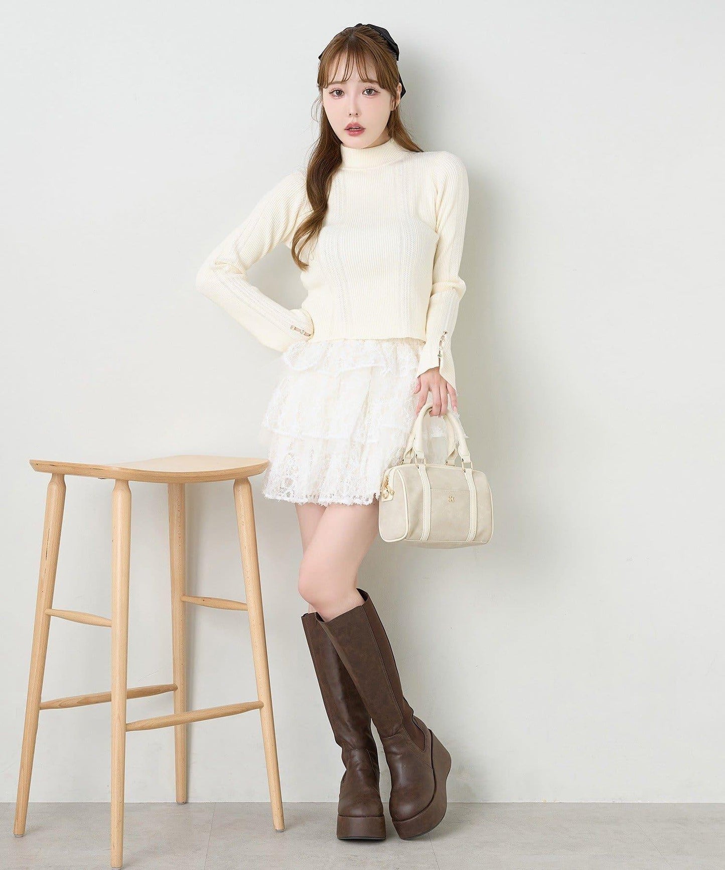 鏤空高領針織衫