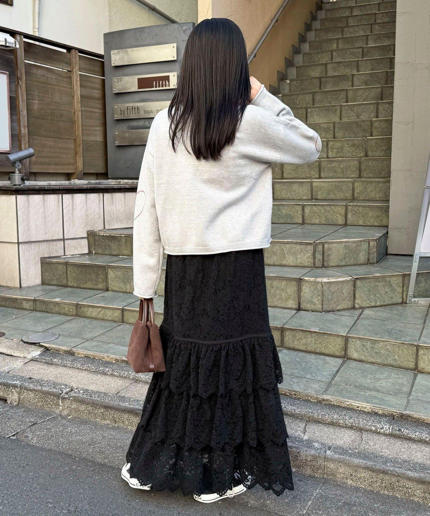 磨毛蕾絲層疊半身裙