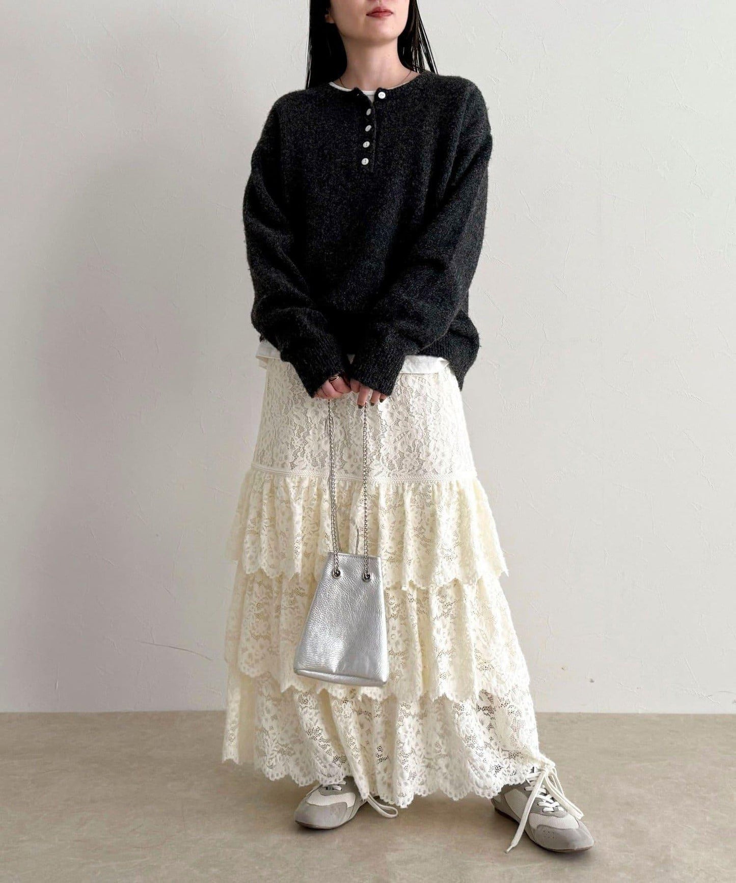 磨毛蕾絲層疊半身裙