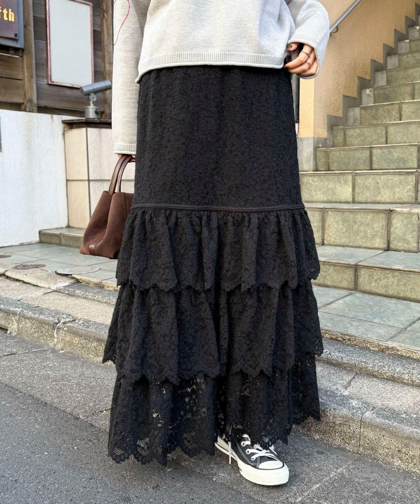 磨毛蕾絲層疊半身裙