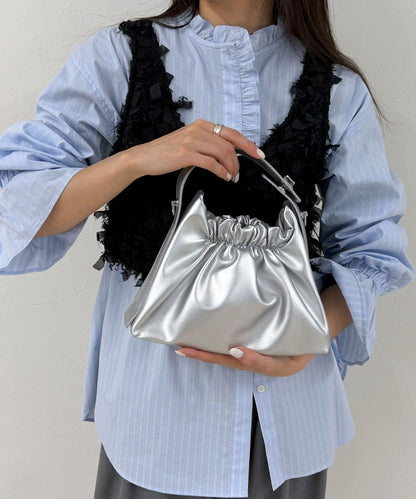 褶皺三角單肩包