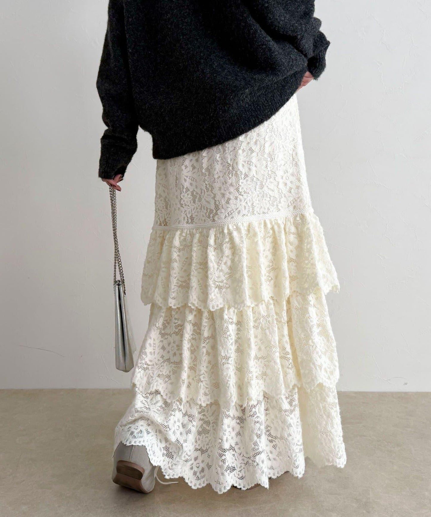 磨毛蕾絲層疊半身裙