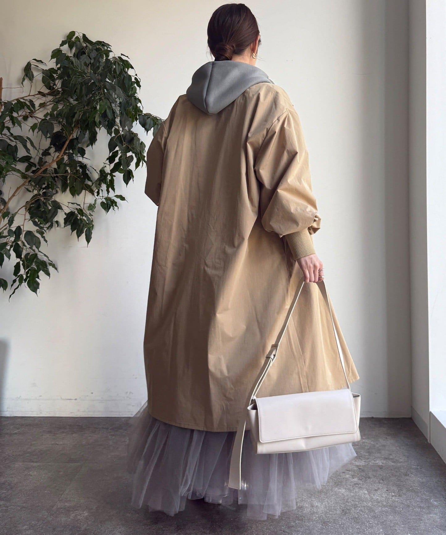 袖口羅紋輕薄大衣