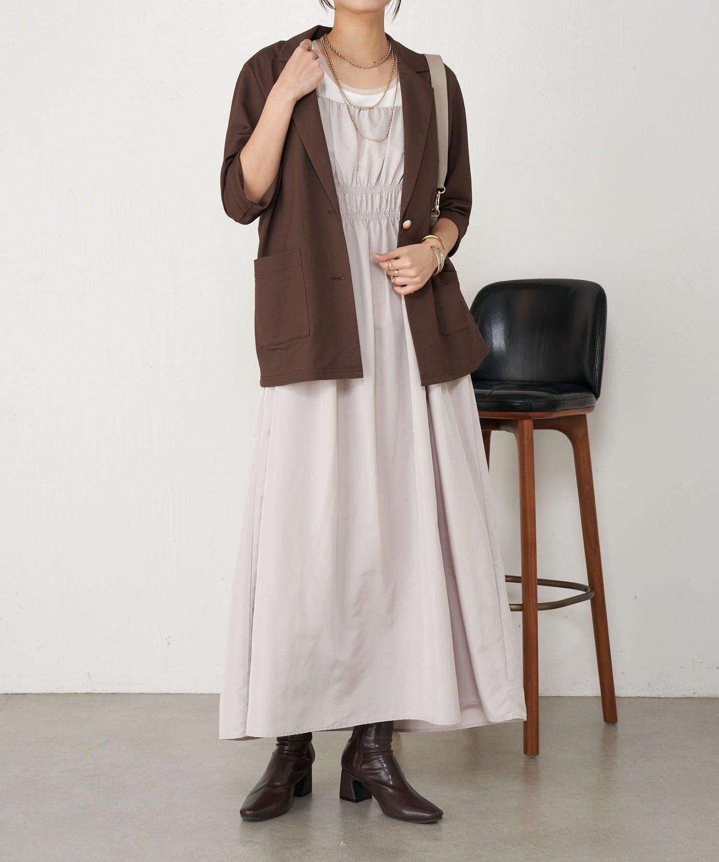 高腰抽褶連衣裙