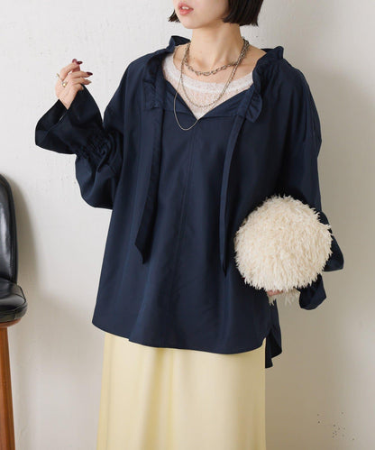 袖荷葉邊蝴蝶結繫帶襯衫