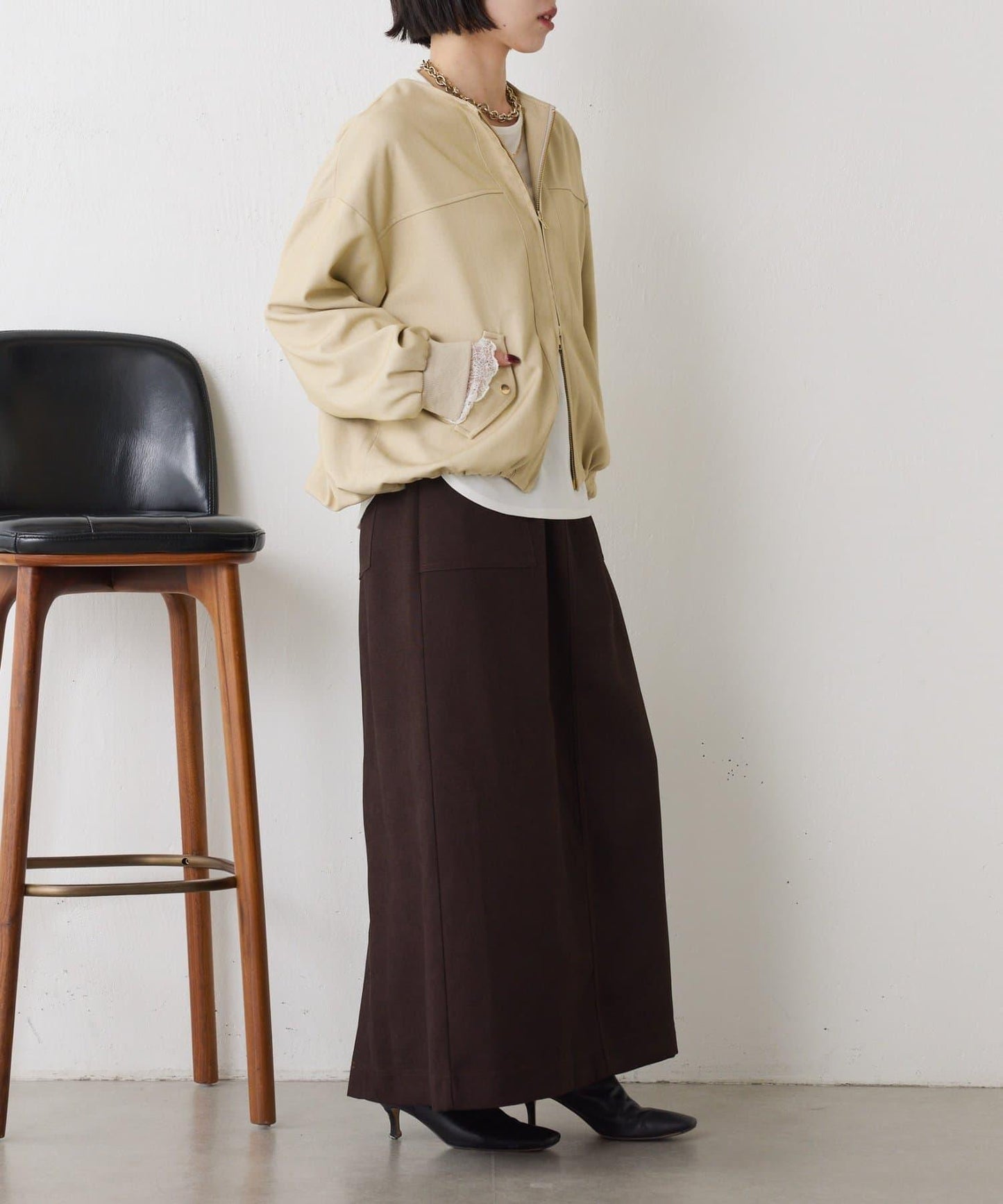 下襬抽繩短夾克