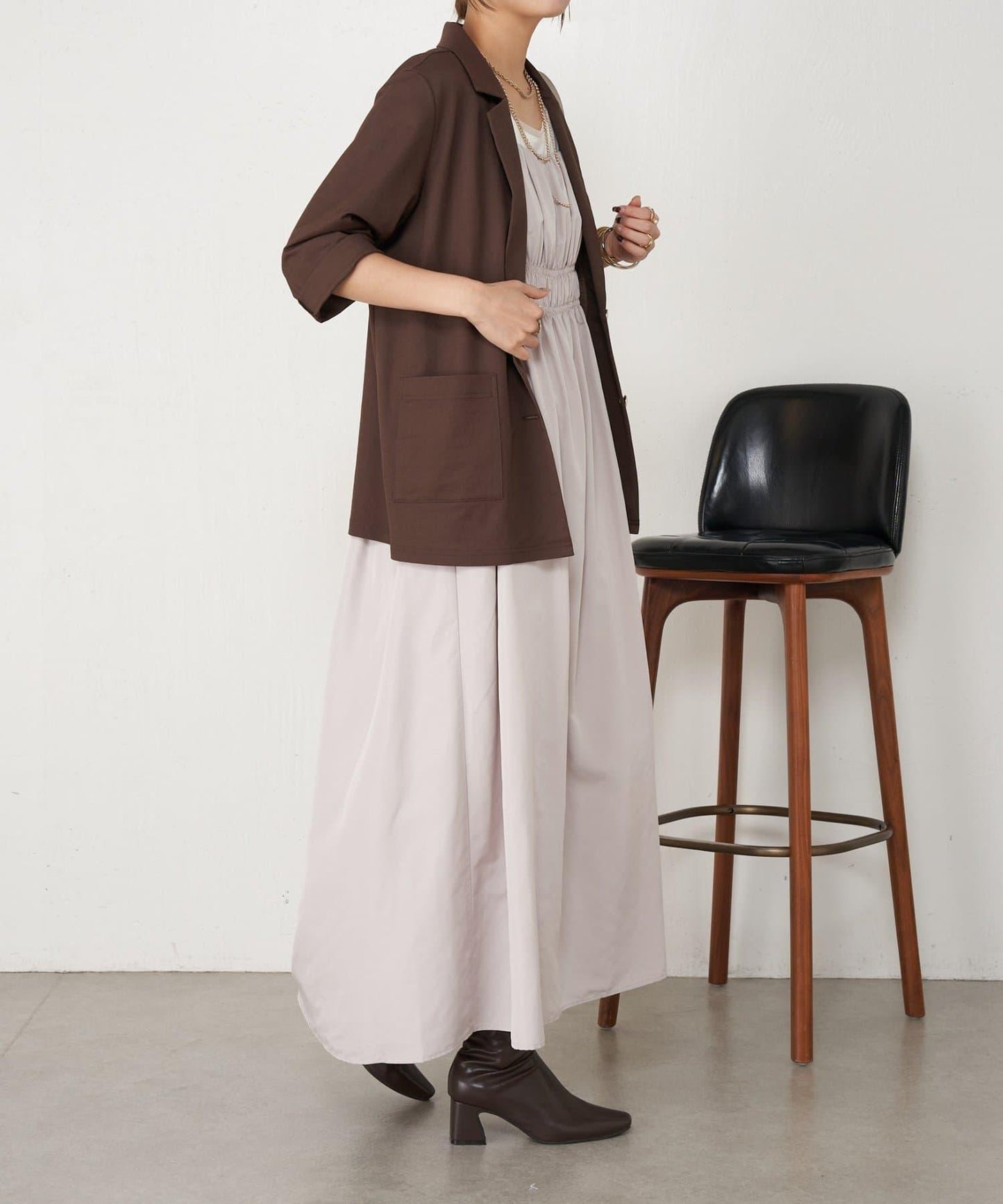 高腰抽褶連衣裙