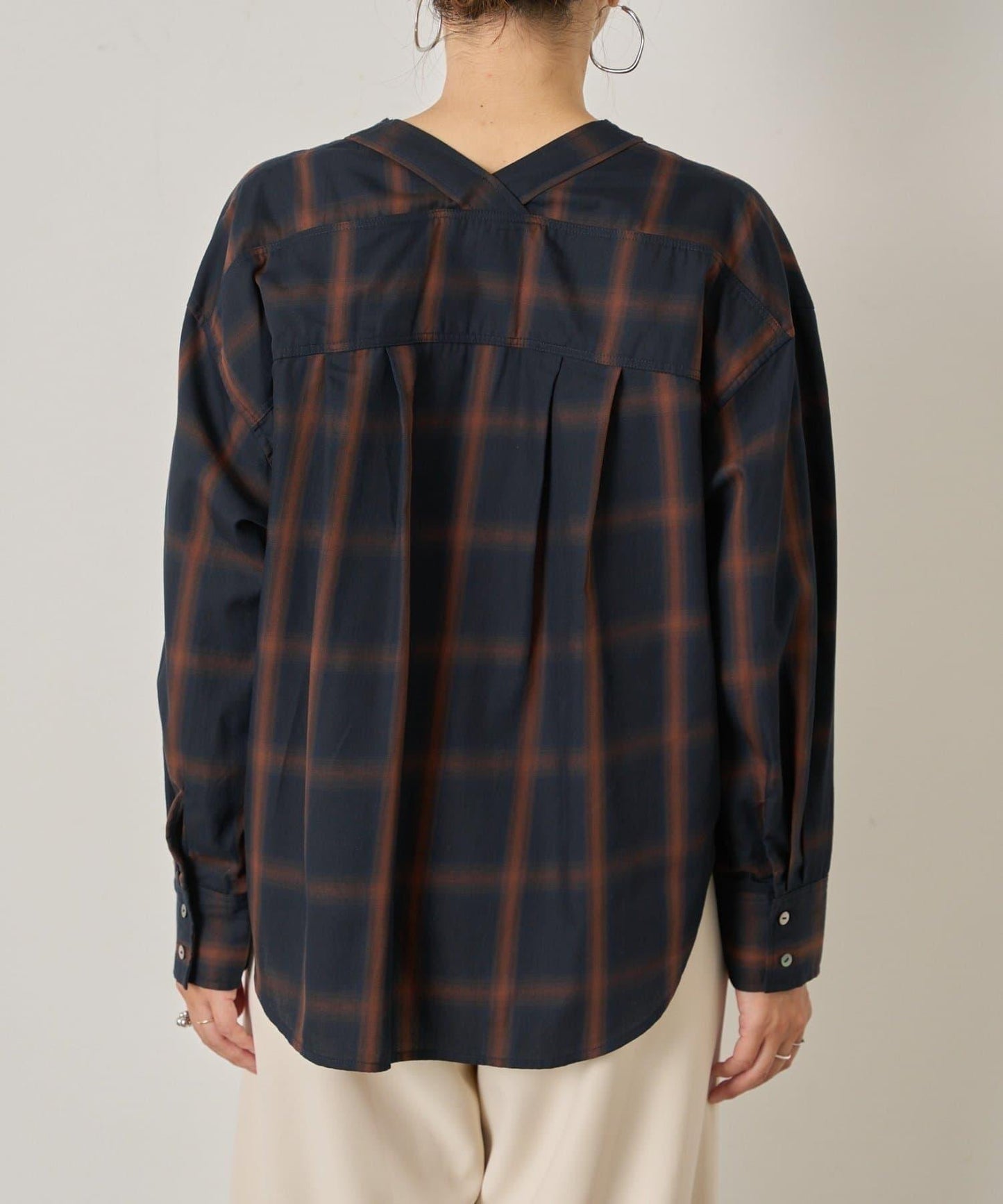 漸變格紋雙排扣襯衫