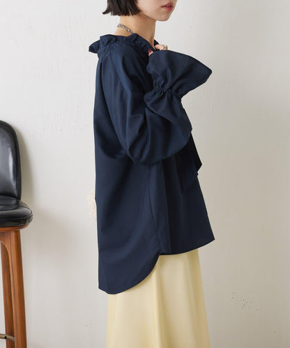 袖荷葉邊蝴蝶結繫帶襯衫