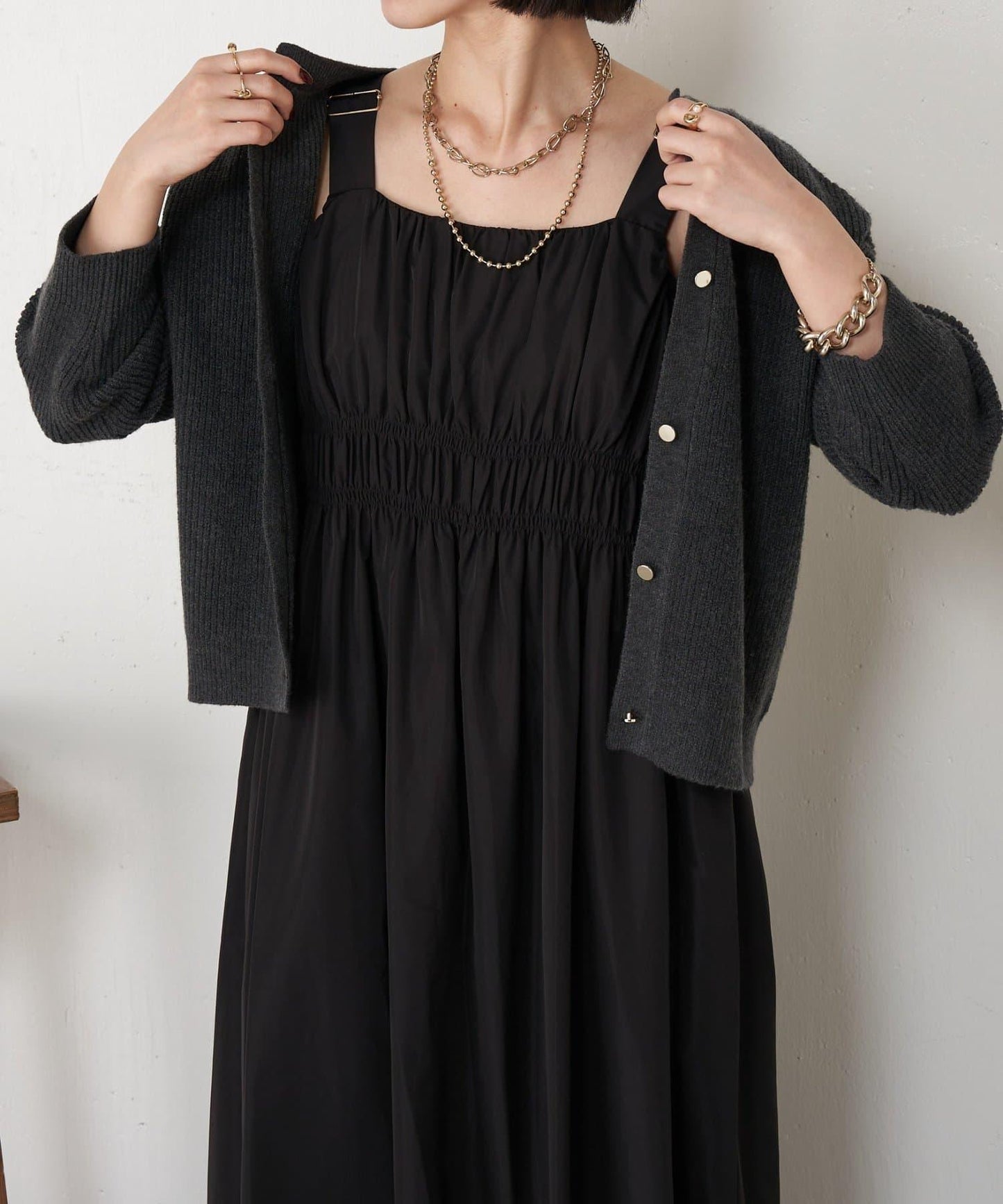 高腰抽褶連衣裙