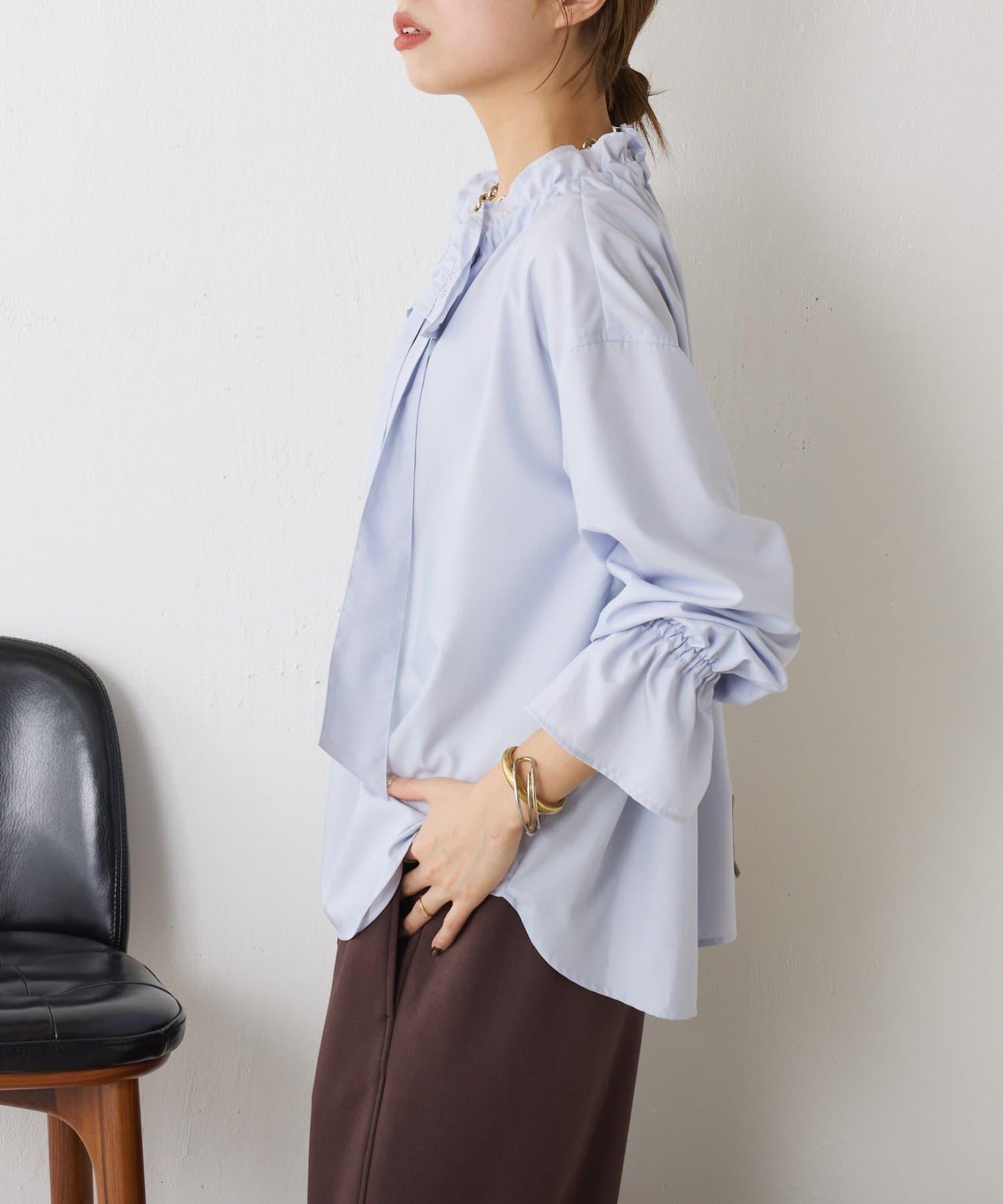 袖荷葉邊蝴蝶結繫帶襯衫