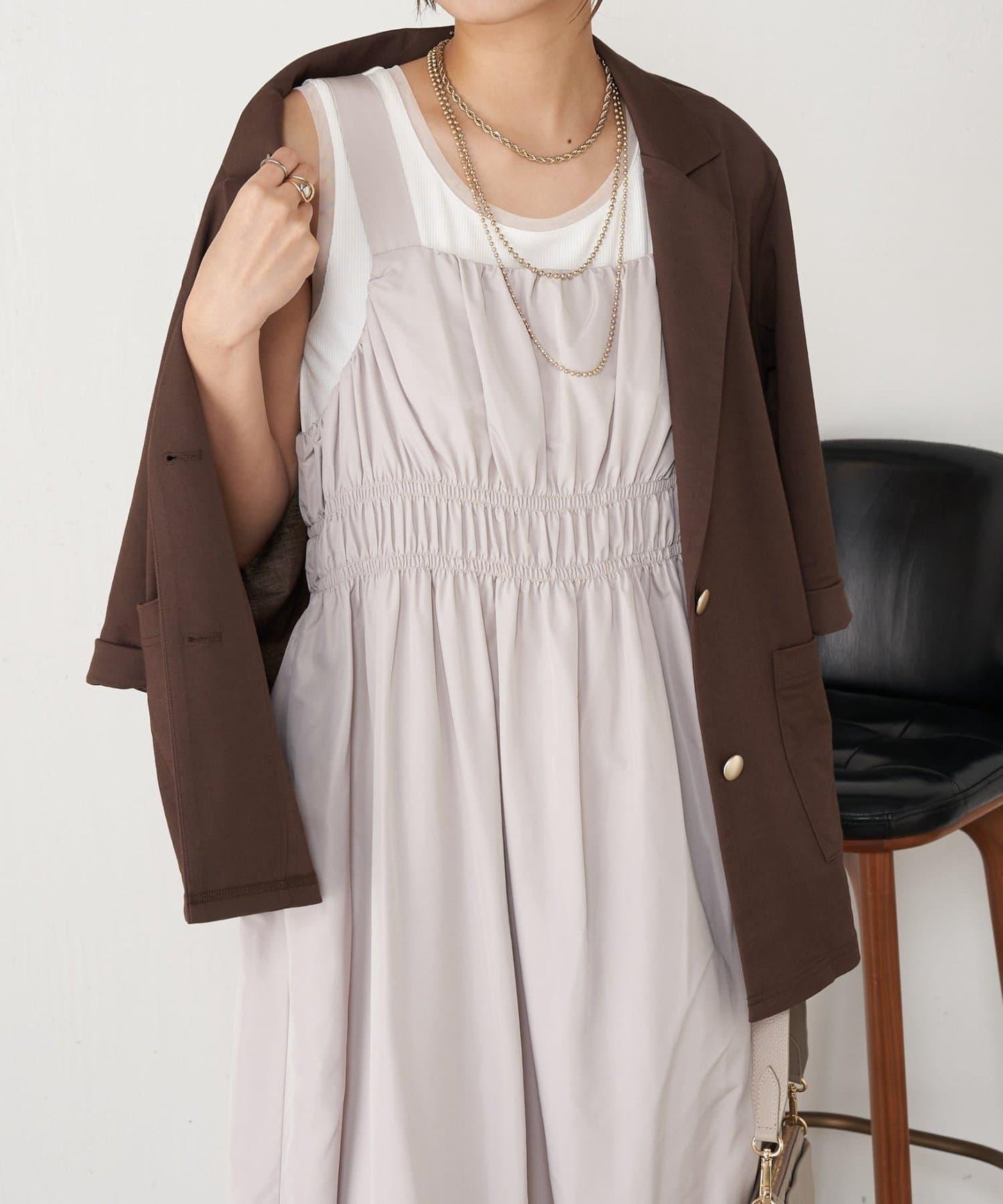 高腰抽褶連衣裙