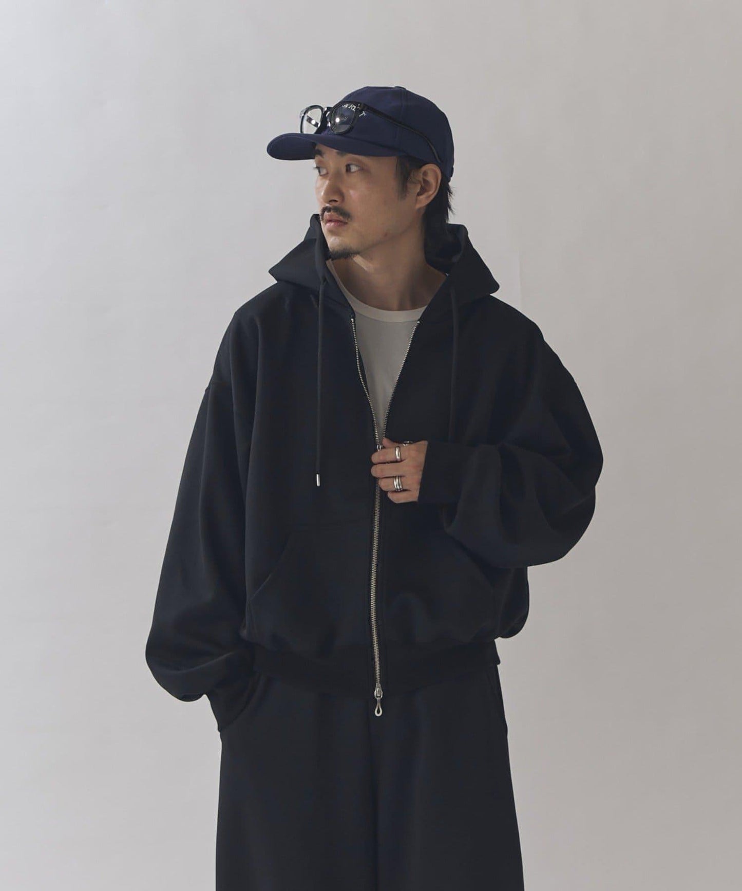 休閒連帽拉鍊外套