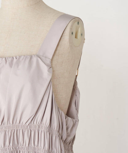 高腰抽褶連衣裙