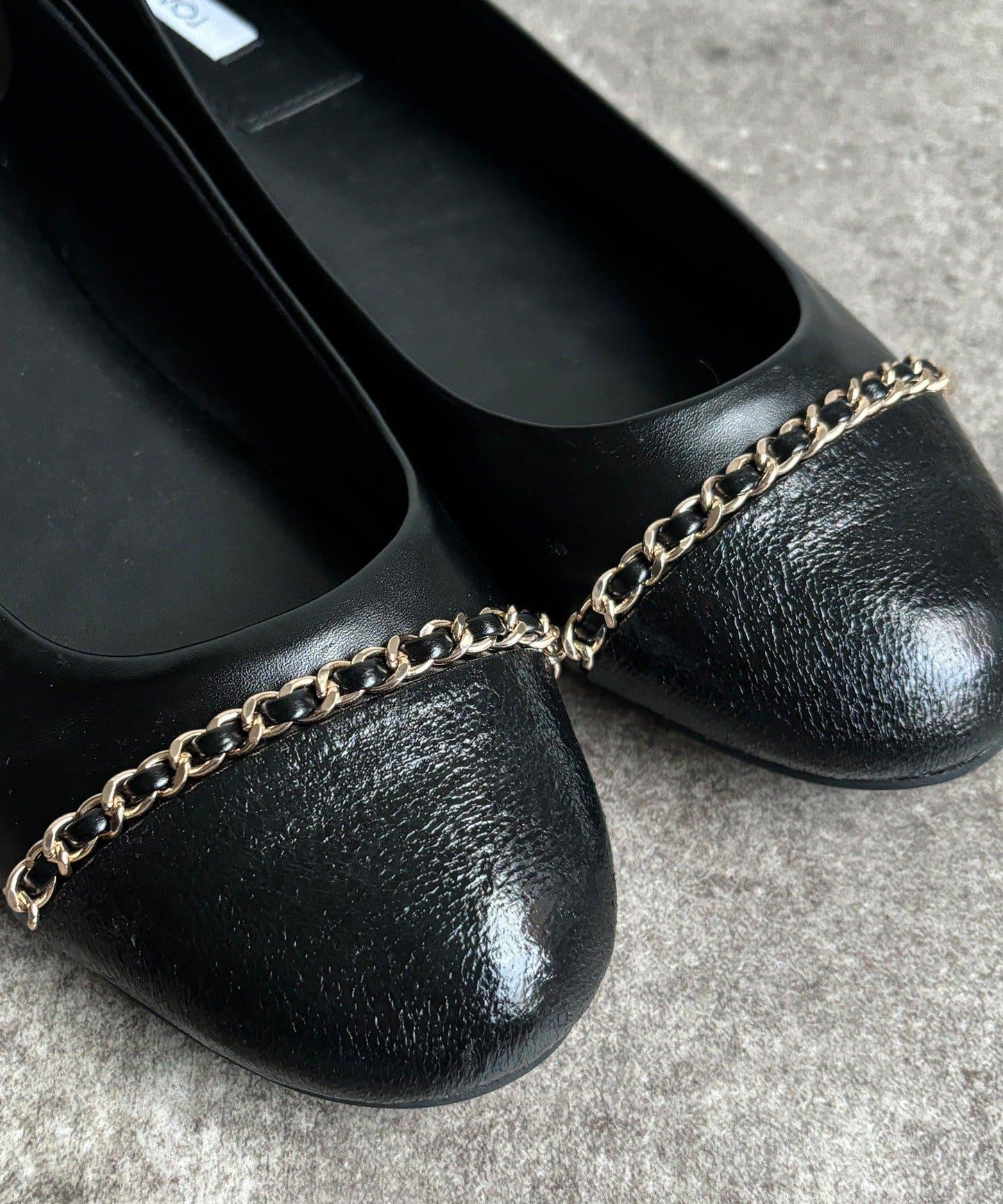 鏈條裝飾平底鞋