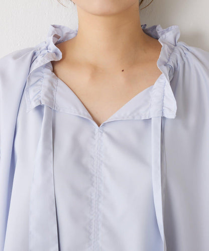 袖荷葉邊蝴蝶結繫帶襯衫