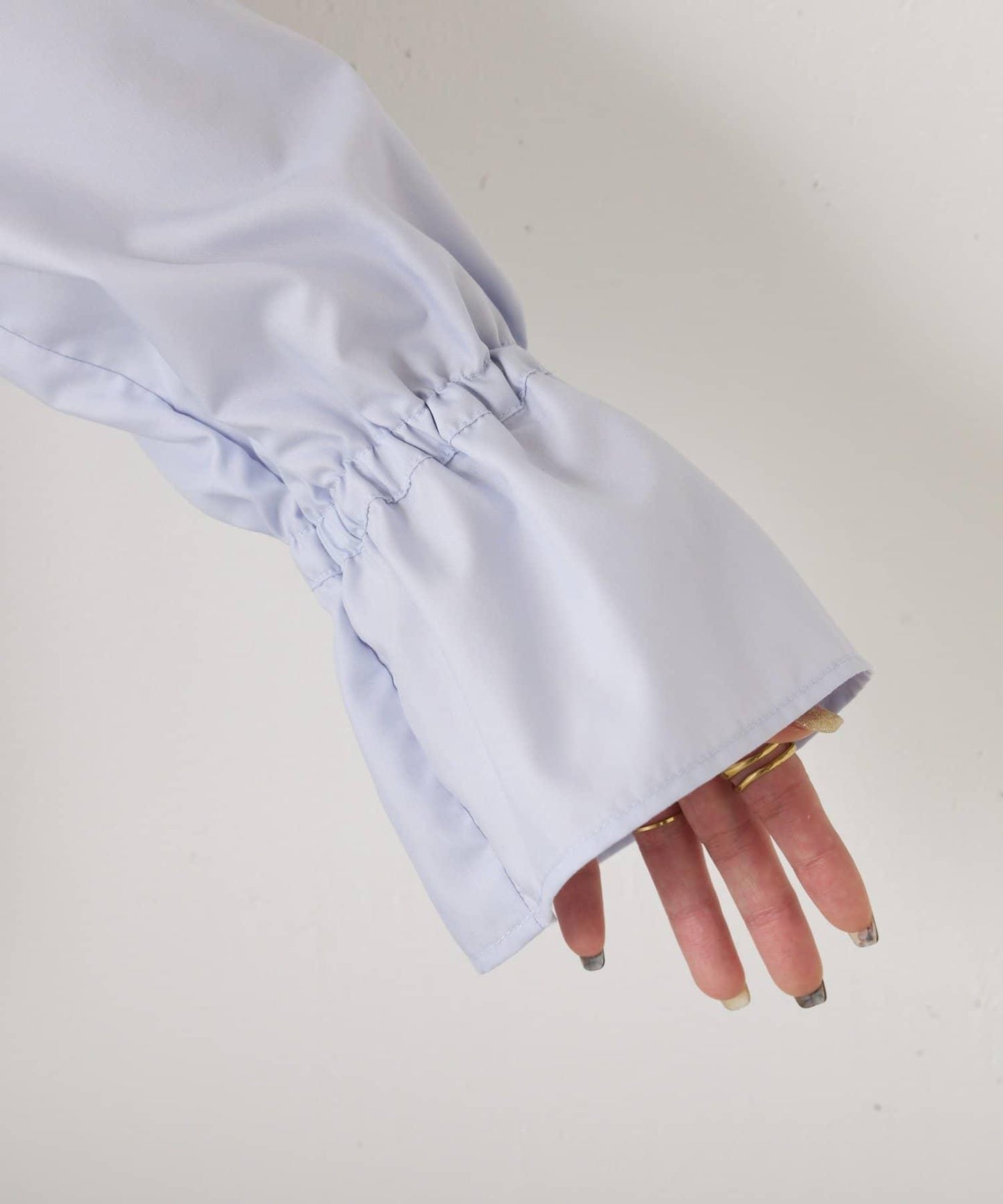 袖荷葉邊蝴蝶結繫帶襯衫