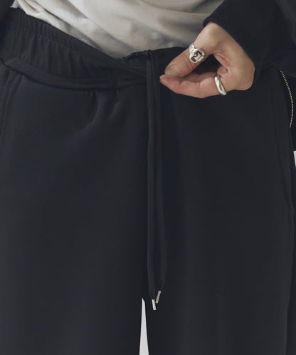 Relax 彈力修身褲