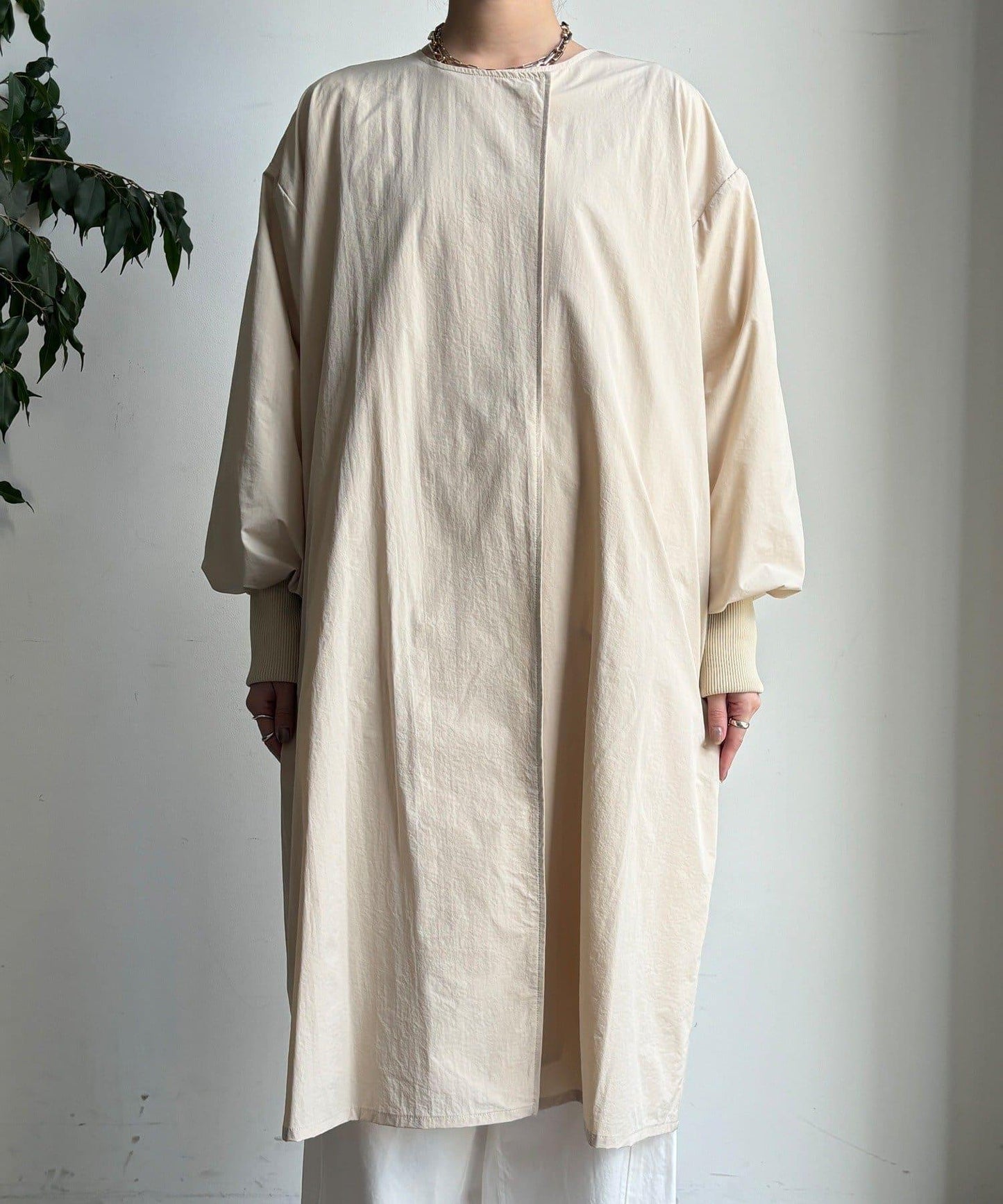 袖口羅紋輕薄大衣