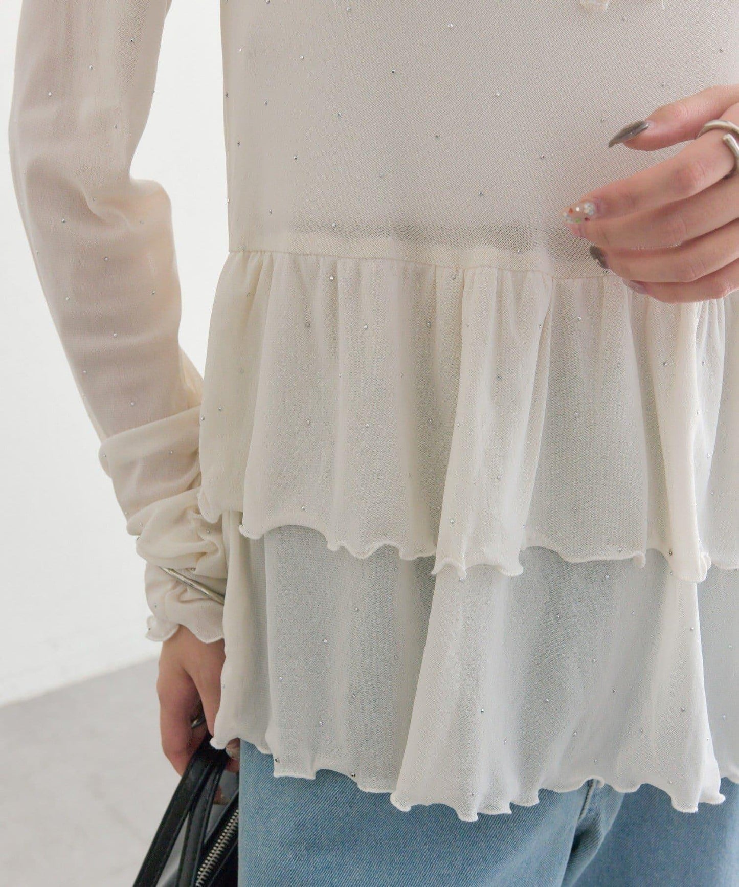 新色水鑽波點層疊下襬套頭衫