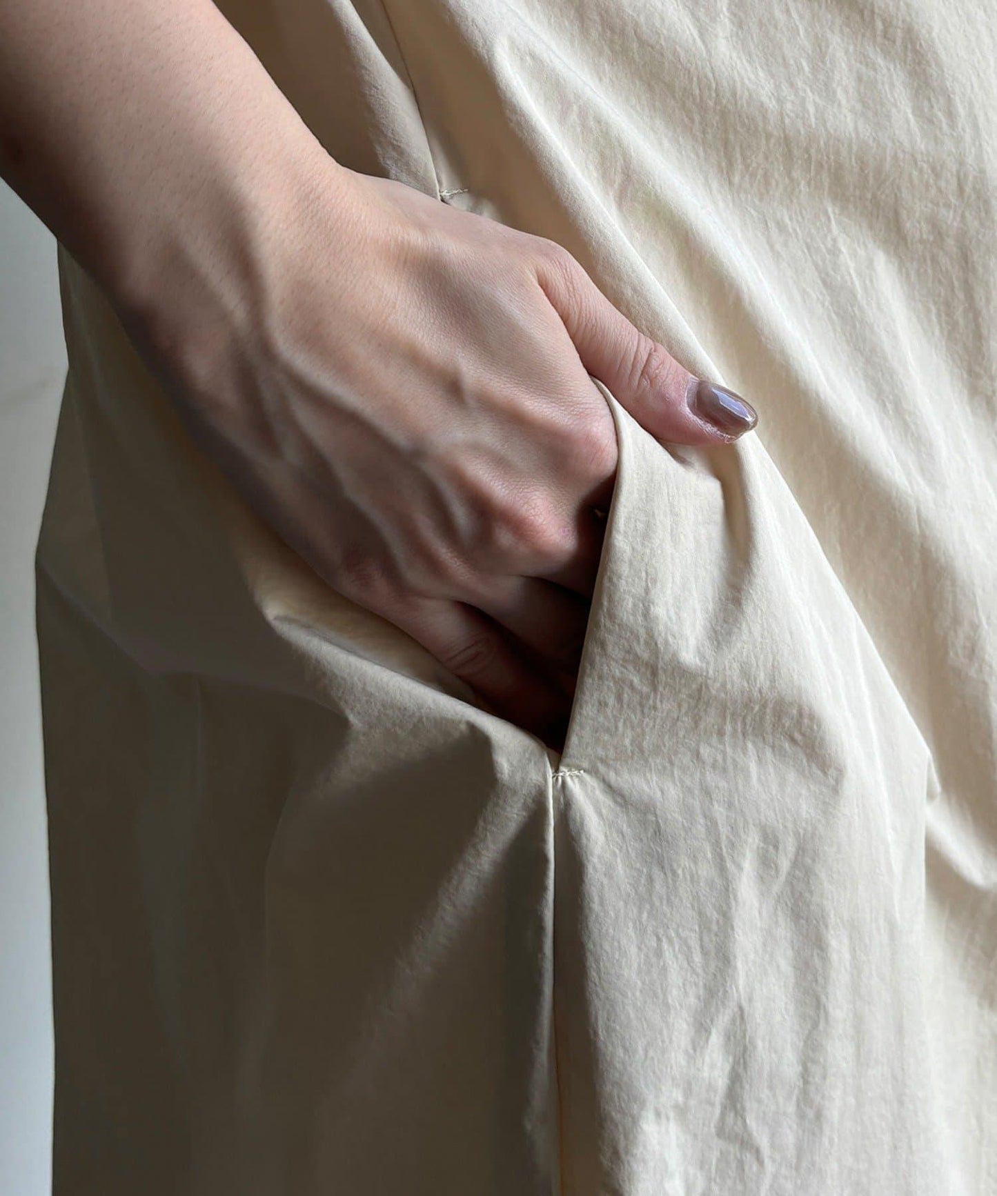 袖口羅紋輕薄大衣